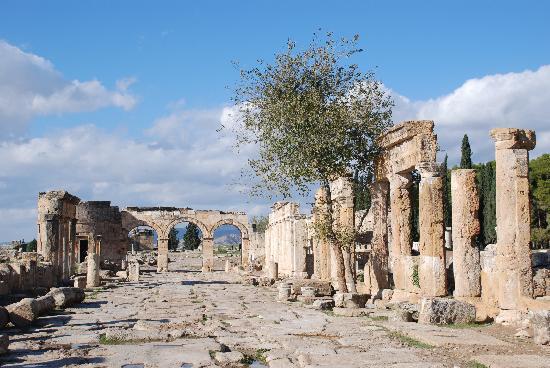 希拉波里斯古城（Hierapolis）