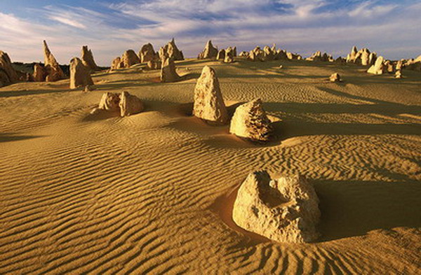 尖峰石阵(Pinnacles)