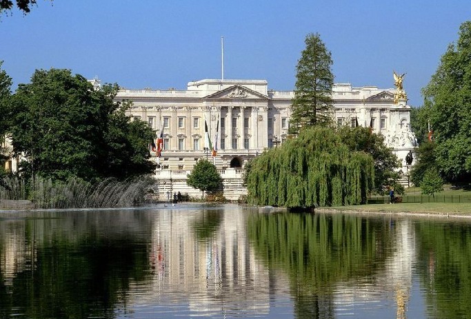 白金汉宫（Buckingham Palace）