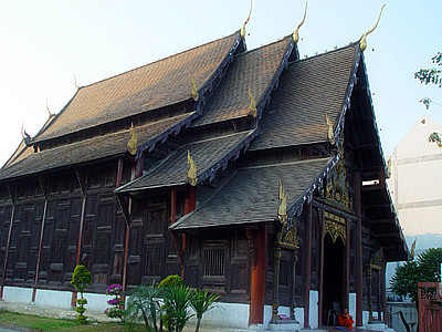 潘道寺（Wat Phan Tao）