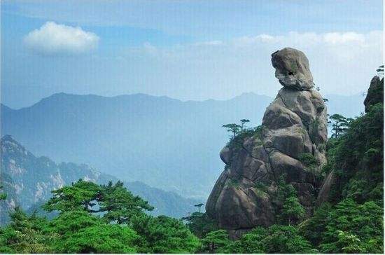 三清山东方女神